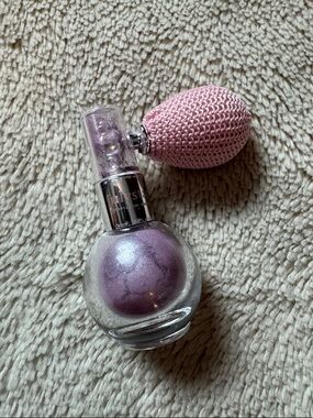 Shimmering Lavender Highlighter with Vintage Atomizer
